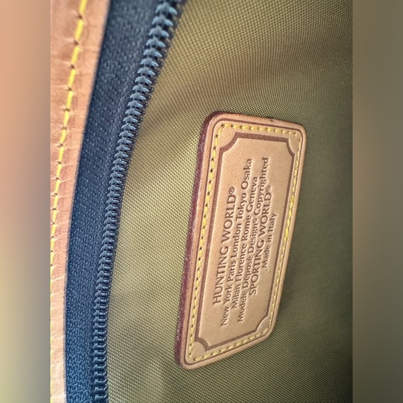 🙏Hunting World Pouch with brown wallet - Picture 14 of 17